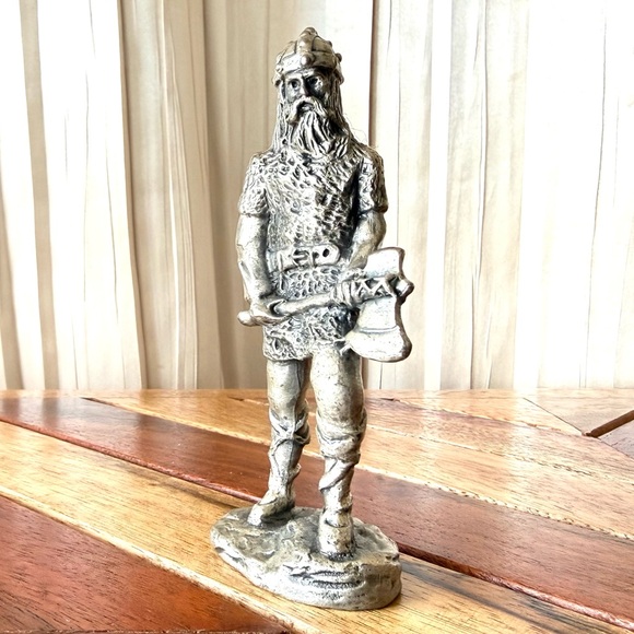 Vintage 1978 Borge Warrior/Viking Pewter Figurine - Picture 2 of 6